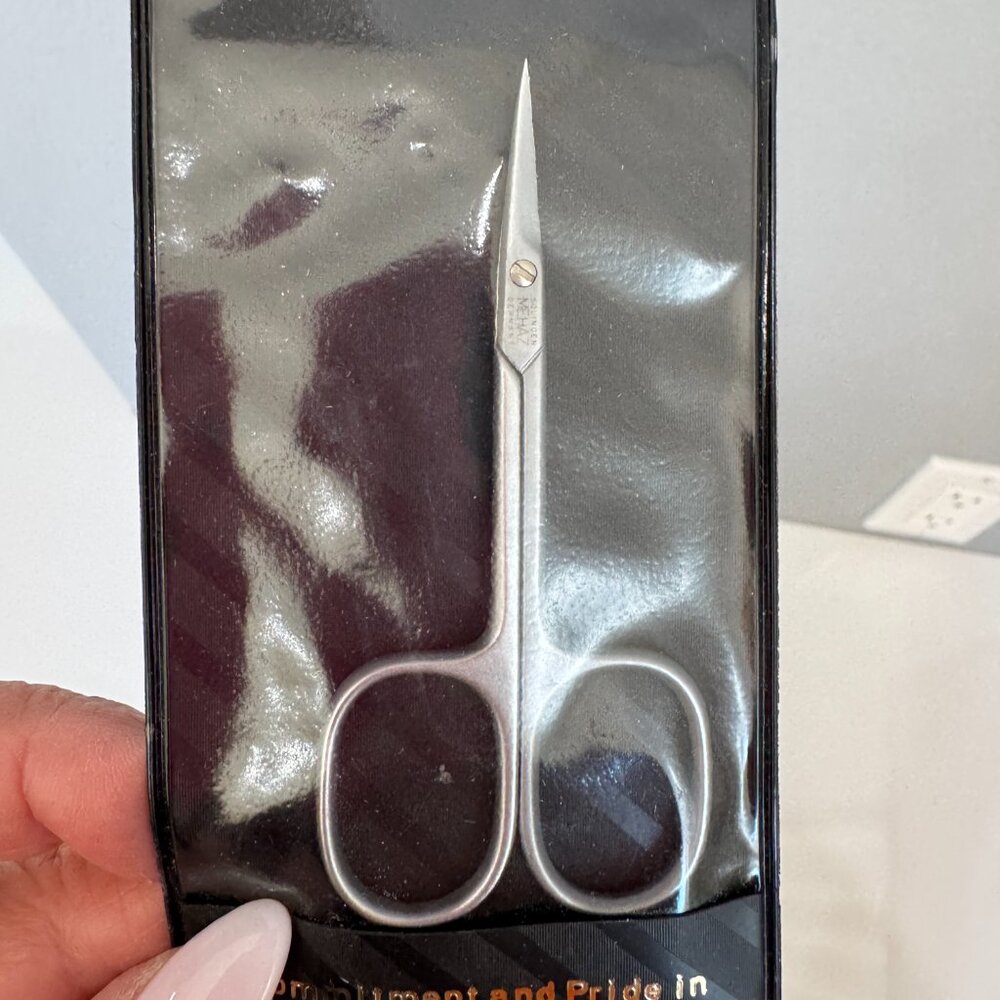 Mehaz New Curved Cuticle Scissors
